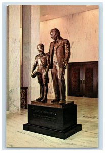 Vintage Statue at Milton Hershey School, Hershey, Pennsykvania. Postcard P145E