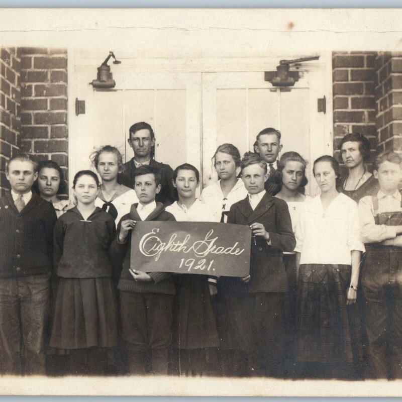 1921 Middle School Students 8th Grade RPPC Children Teachers Boys Girls A187