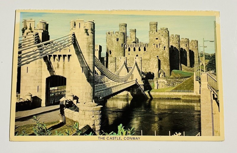 Vintage Postcard The Castle Conway Hotel Colourmaster United Kingdom Wales