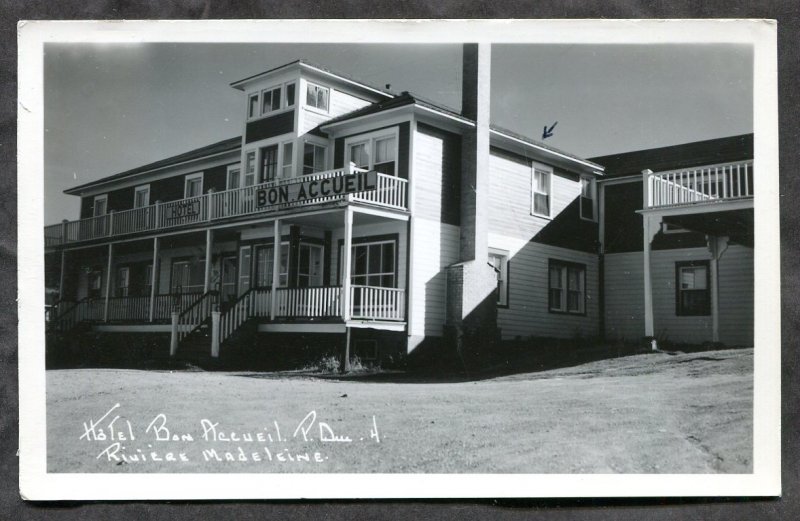 dc168 - RIVIERE MADELEINE Quebec 1950 Hotel Real Photo Postcard