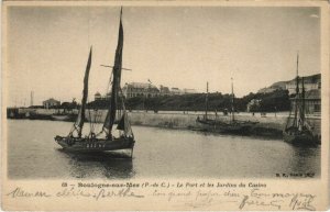 CPA ak Boulogne-sur-mer-le port et les jardins du casino ships (1206786) 