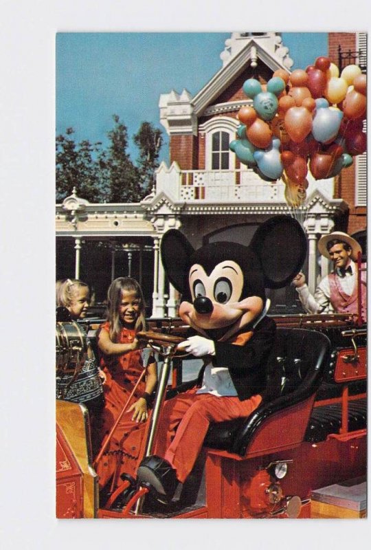 VINTAGE POSTCARD WALT DISNEY WORLD CHIEF FIREMOUSE ON FIRE ENGINE #2