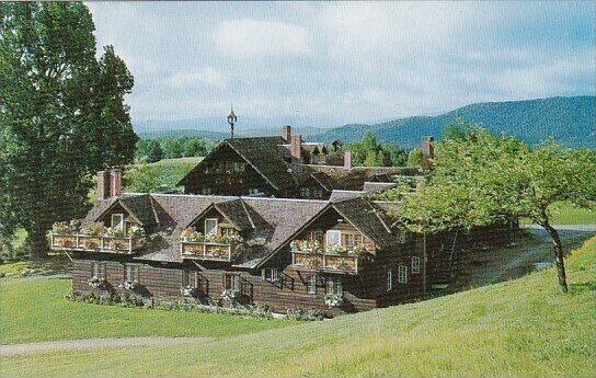 Vermont Stowe Trapp Family Lodge In Its Mountain Setting