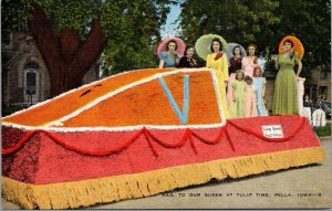 Linen Postcard Hail to our Queen at Tulip Time Parade Float, Pella, Iowa~132076