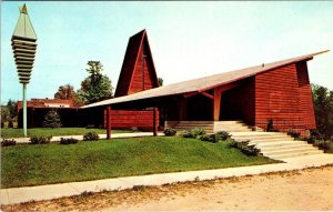 Roscommon, MI Michigan  FIRST CONGREGATIONAL CHURCH   Vintage Chrome Postcard