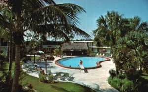 Vintage Postcard 1978 Ramada Inn Of Naples Tamiami Trail North Naples Florida FL