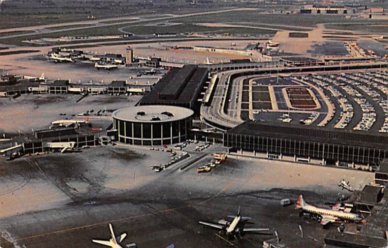 Aerial Rotunda and Terminals O'Hare Field Chicago, Illinois USA
