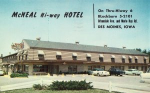 Vintage Postcard - McNeal Hi-Way Hotel - Des Moines, Iowa Old Classic Cars