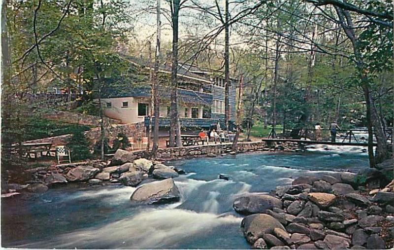 Carr S Northside Cottages Roaring Fork Creek Gatlinburg Tn