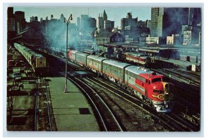 1967 Santa Fe's First No. 17 El Capitan, Dearborn Station IL Postcard