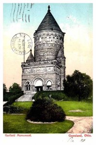 Postcard MONUMENT SCENE Cleveland Ohio OH AS9060