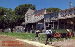 Gun fighting - Dodge City, Kansas KS