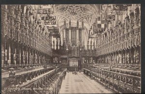 Berkshire Postcard - St George's Chapel, Windsor Castle    B2483