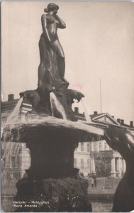 Finland Helsinki Havis Amanda Helsingfors Vintage RPPC 09.32