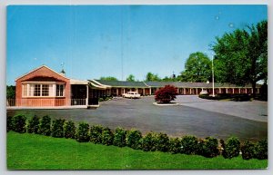 Maryland~Exterior View Of Hancock Motel @ Jct Of US Hwy 40~Vintage Postcard