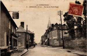 CPA Briouze - Rue de la Ferte Mace (259354)