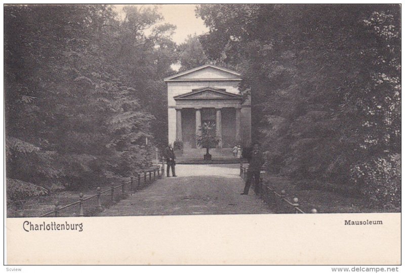 Men, Mausoleum, CHARLOTTENBURG, Berlin, Germany, 1900-1910s