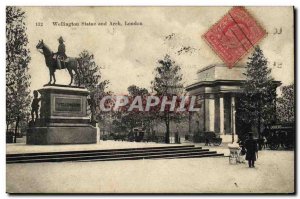 Old Postcard London Wellington arch and statue