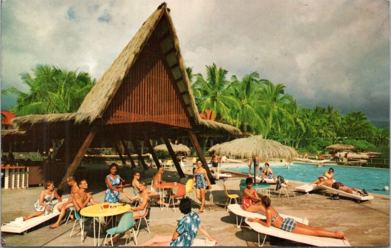Postcard Hawaii Kailua Kona Inn - swimming pool and sun deck