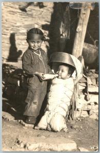 AMERICAN INDIANS KIDS 1950 VINTAGE REAL PHOTO POSTCARD RPPC