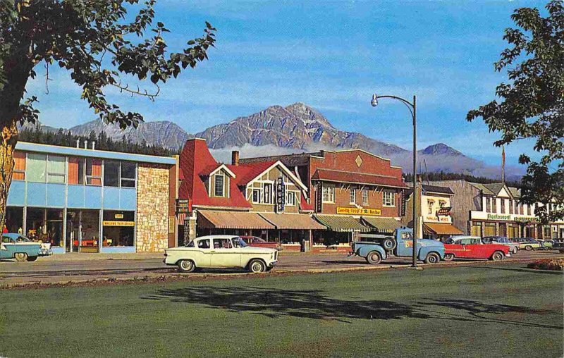 Street Scene Pyramid Mountains Jasper Alberta Canada postcard