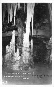 Grand Palace Lehman Caves Nevada 1940s RPPC Photo Postcard 20-11791