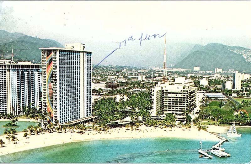 Postcard TOWER SCENE Waikiki Hawaii HI AI9841