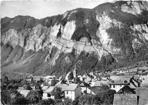 BR28607 Vue sur la ville Bourg d oisans france