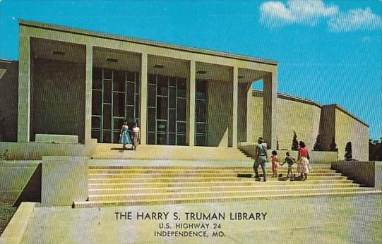 Missouri Independence Entrance To The Harry S Truman Library