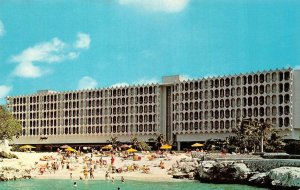 WILLEMSTAD, Curacao   CURACAO HILTON HOTEL   Guests On Beach  Postcard