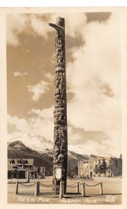 J9/ Jasper Park Canada RPPC Postcard c1930s Totem Pole Native Indians 272