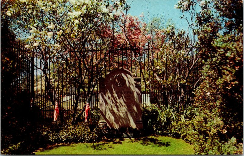 Vtg Grave of President Theodore Roosevelt Long Island New York NY Postcard