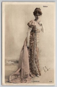 RPPC Beautiful Yvonne Garrick Broadway Theatre Actress Odeon Postcard B36