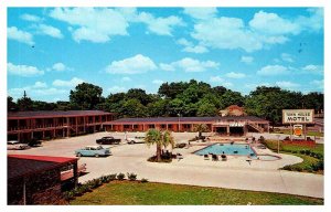 Postcard SWIMMING POOL SCENE Albany Georgia GA AR2288