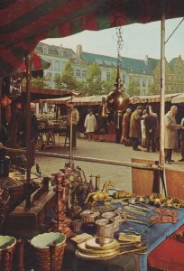 Bruxelles Place Du Sablon Brass Toy Monkey Gold Market Traders Belgium Postcard