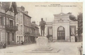 France Postcard -  Pont-L'Eveque - Place Robert-De-Flers Et Salle - Ref 11786A