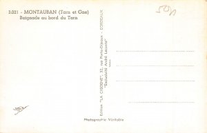 France Montauban Baignade au bord du Tarn Boat RPPC postcard