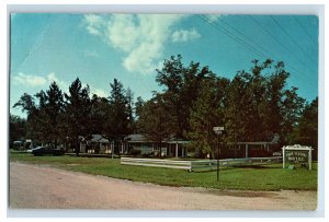 Vintage Four Seasons Motel Mio Michigan Postcard P132E