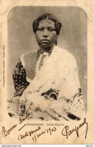 CPA AK Femme Malgache MADAGASCAR (819146)