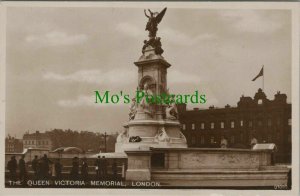 London Postcard - The Queen Victoria Memorial, The Mall    RS28043