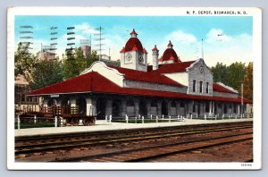 J94/ Bismarck North Dakota Postcard c1910 Northern Pacific Railroad Depot 350