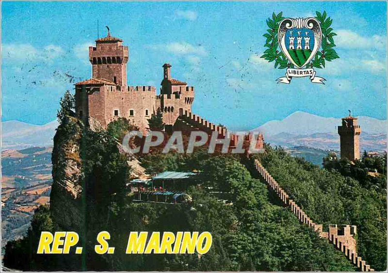 Postcard Modern REPUBBLICA DI S. MARINO Second and Third Tower