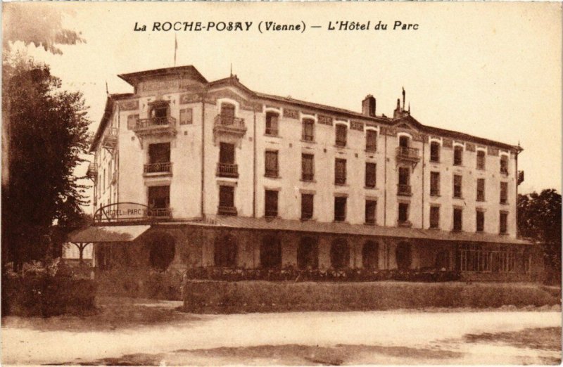 CPA La Roche-Posay - L'Hotel du Parc (111678)