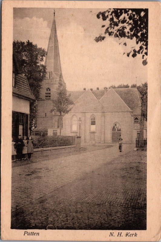 Netherlands Putten N.H. Kerk Vintage Postcard C041