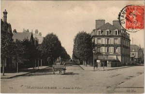 CPA DEAUVILLE - sur-Mer - Avenue de VILLERS (140675)