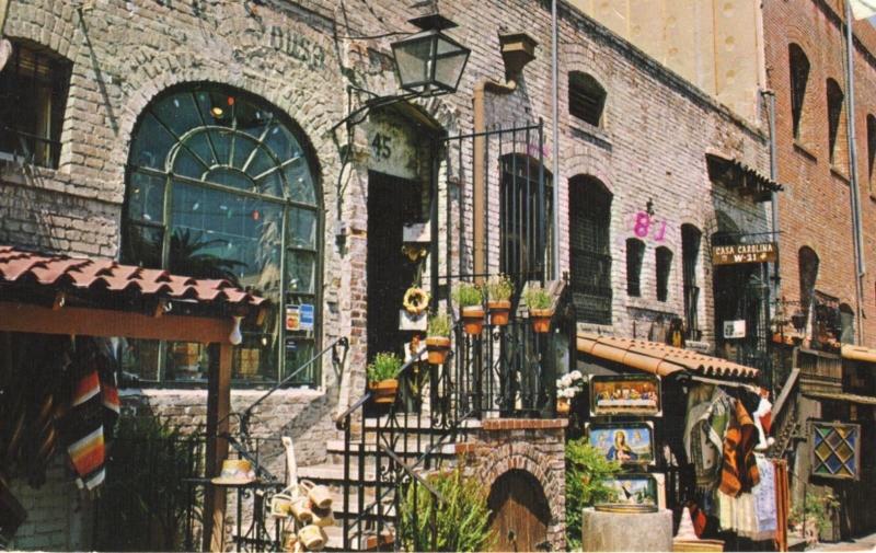 Olvera Street Los Angeles CA Calif Street Scene vintage Postcard D18