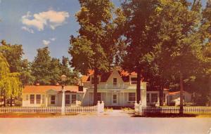 Kanab Utah Parry Lodge Street View Vintage Postcard K35137