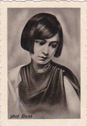 GARBATI CIGARETTE CARD FAMOUS DANCERS NO 132 YVONNE GEORGI