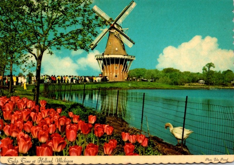 Michigan Holland Windmill Island De Zwaan The Swan Windmill At Tu...