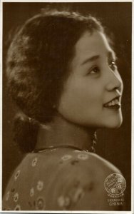 china, SHANGHAI 上海, Chinese Actress (1920s) Wou Kong Studio RPPC Postcard (1)